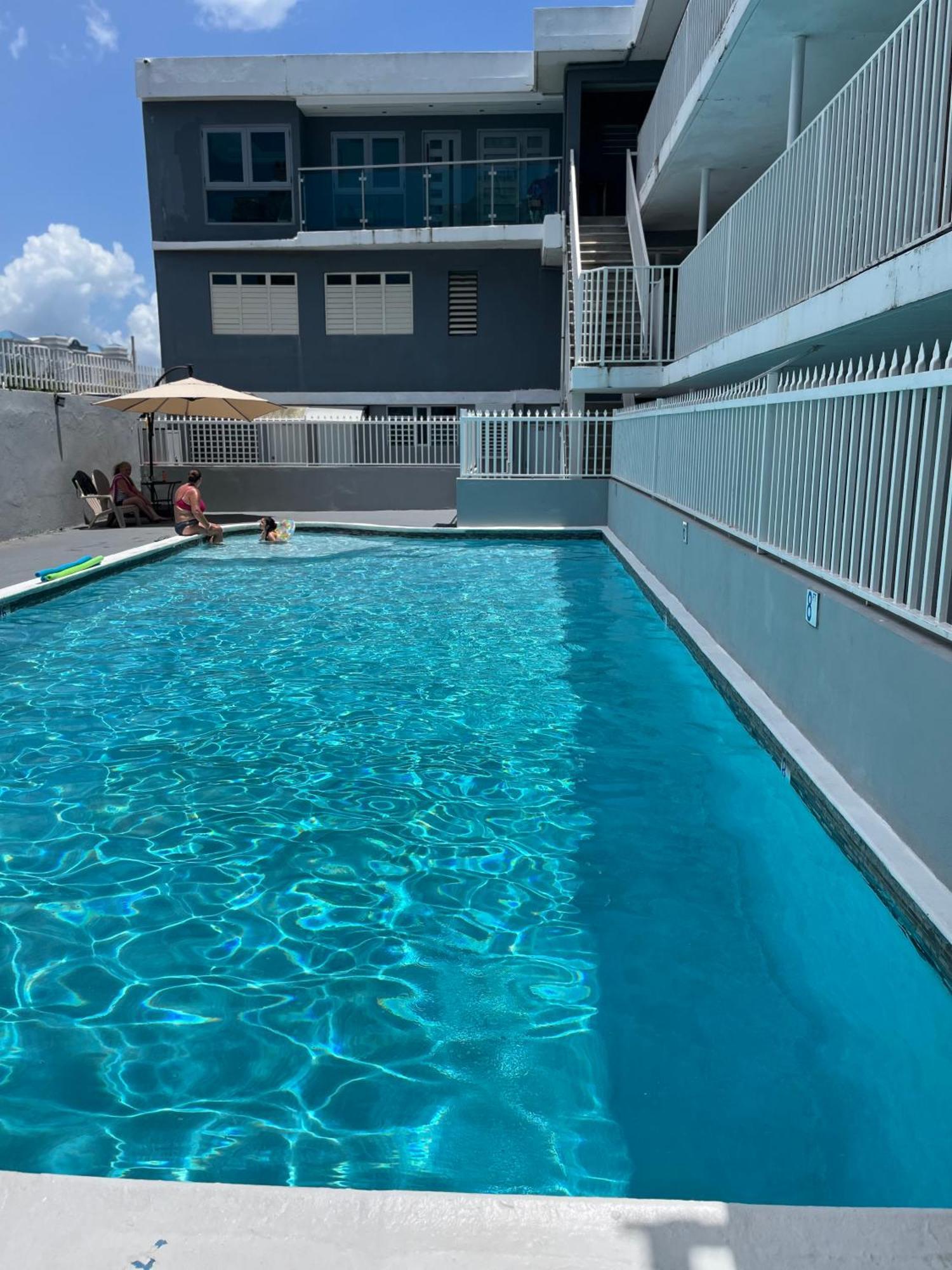 Posada Centric Studio Isla Verde San Juan Exterior photo